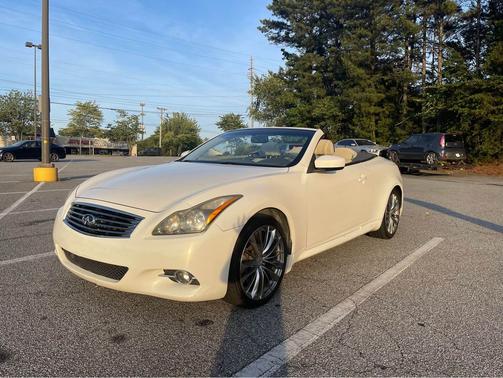 Photo 1 of 12 of 2011 INFINITI G37 Base